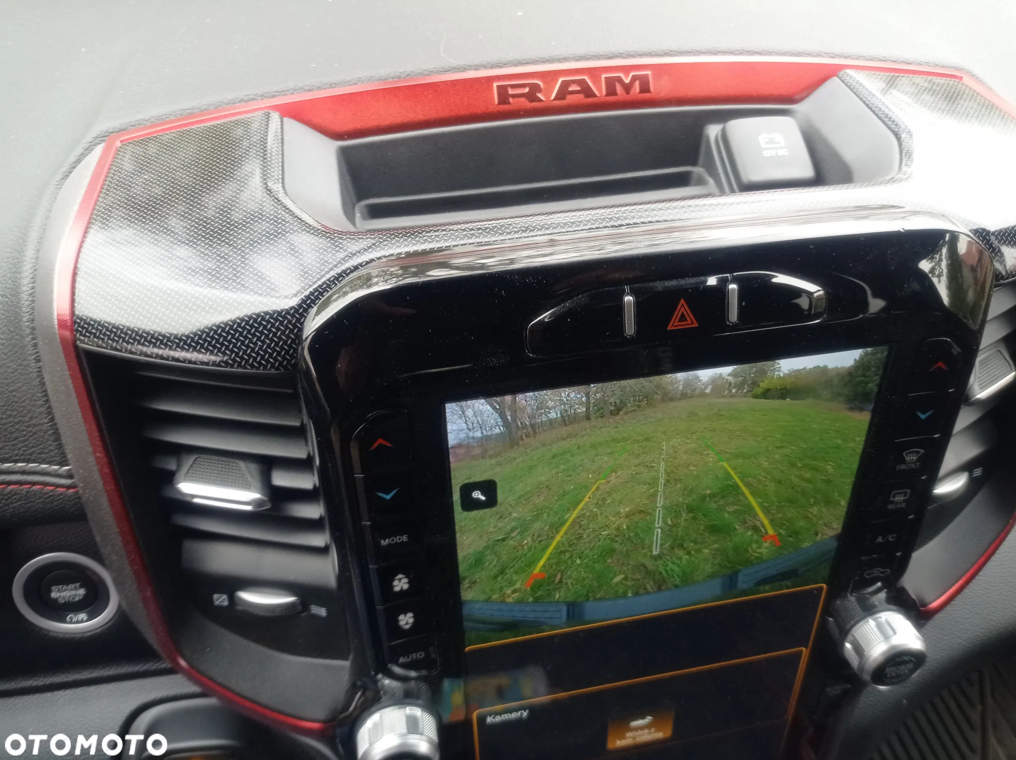 RAM 1500 Crew Cab Rebel - 24