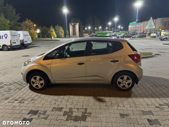 Kia Venga - 29