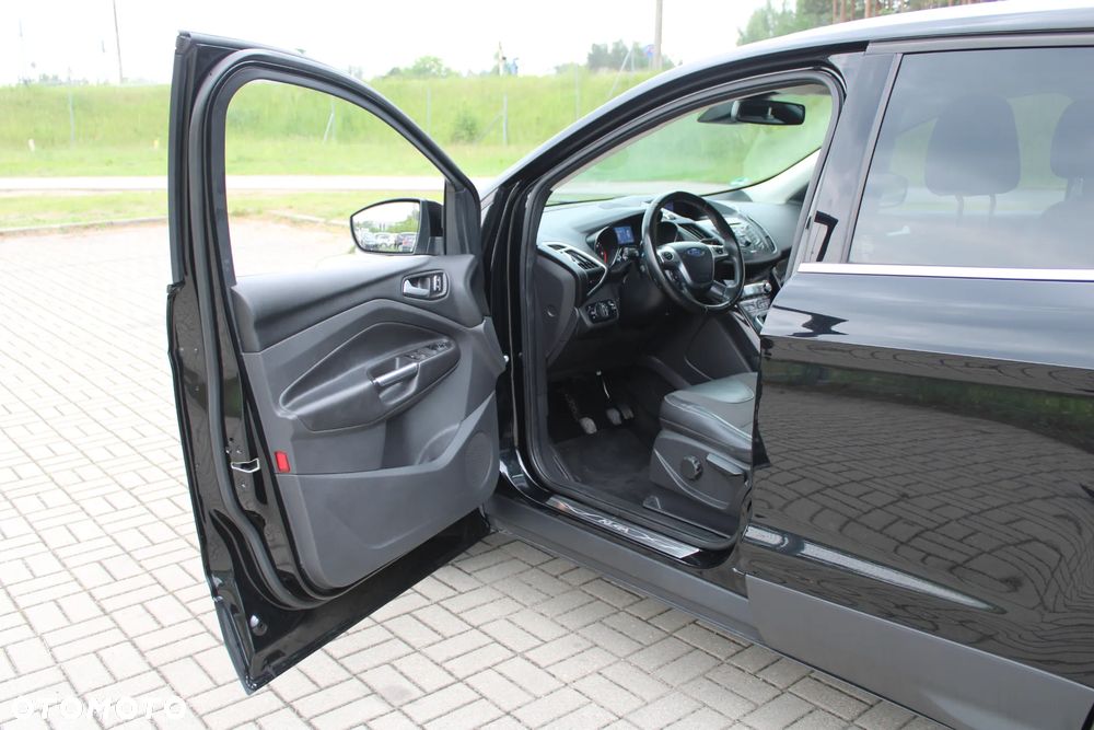 Ford Kuga - 20