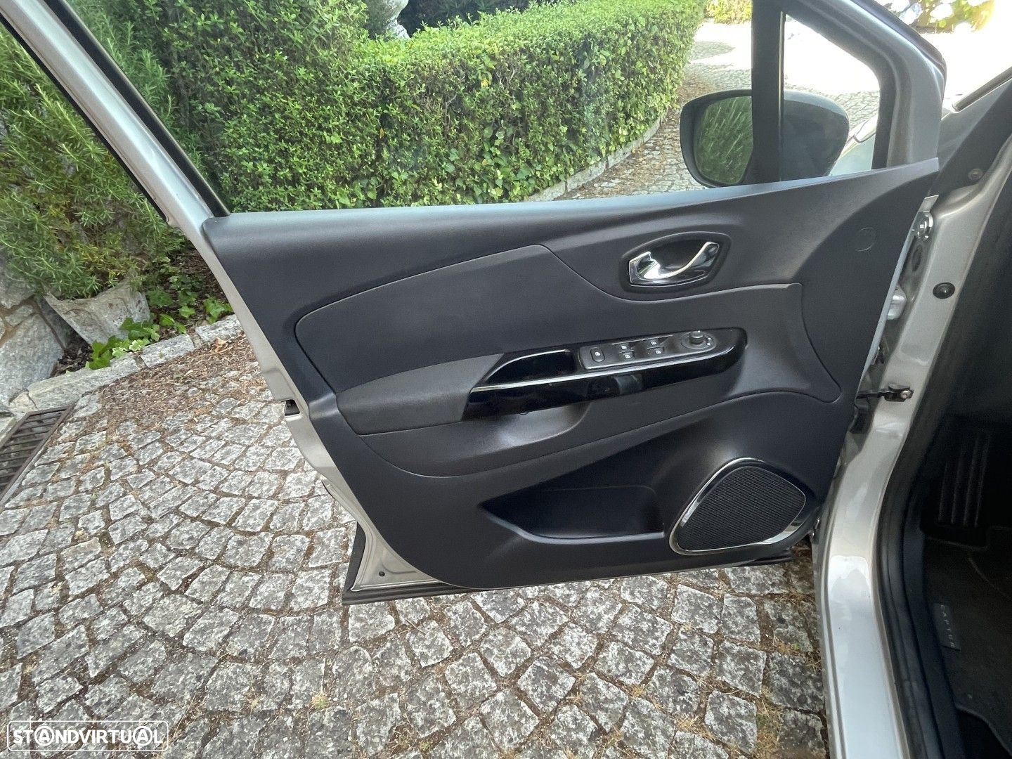 Renault Captur 0.9 TCE Exclusive - 9
