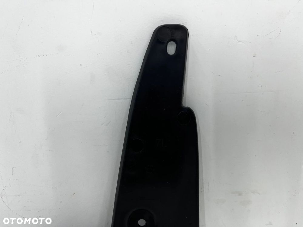 Chlapacze Toyota Corolla E21 18r.- lewa przednia osłona błotnika lewy przód 76622-02230 - 8