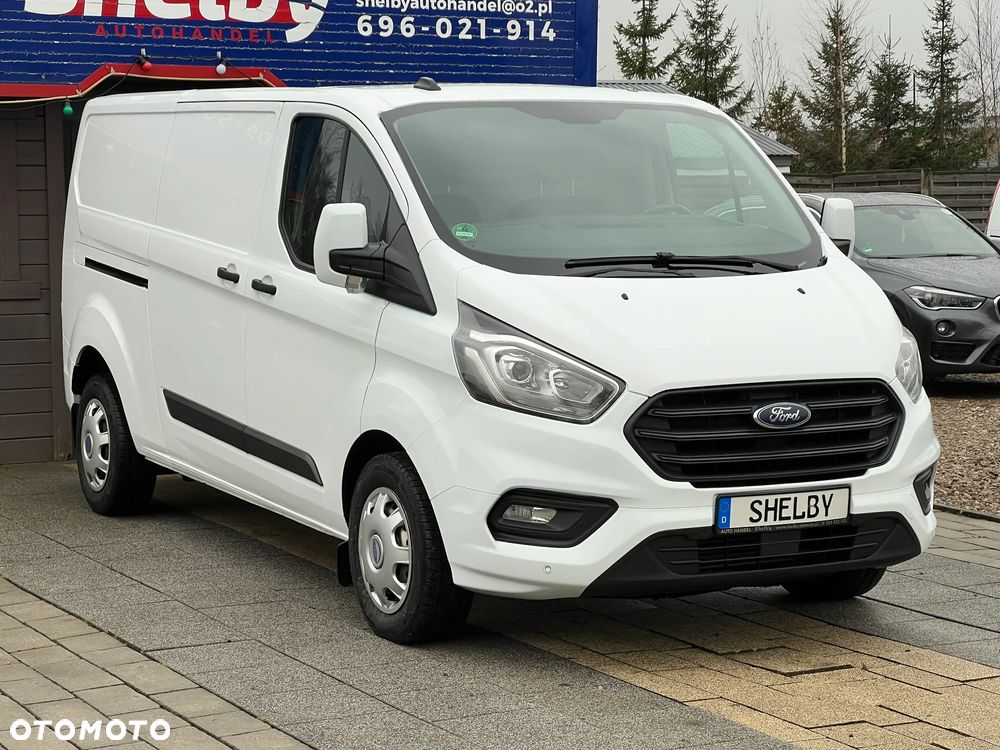 Ford TRANSIT CUSTOM - 4