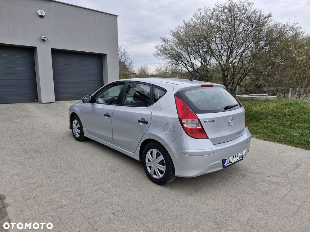 Hyundai i30 1.4 FIFA WM Edition - 6