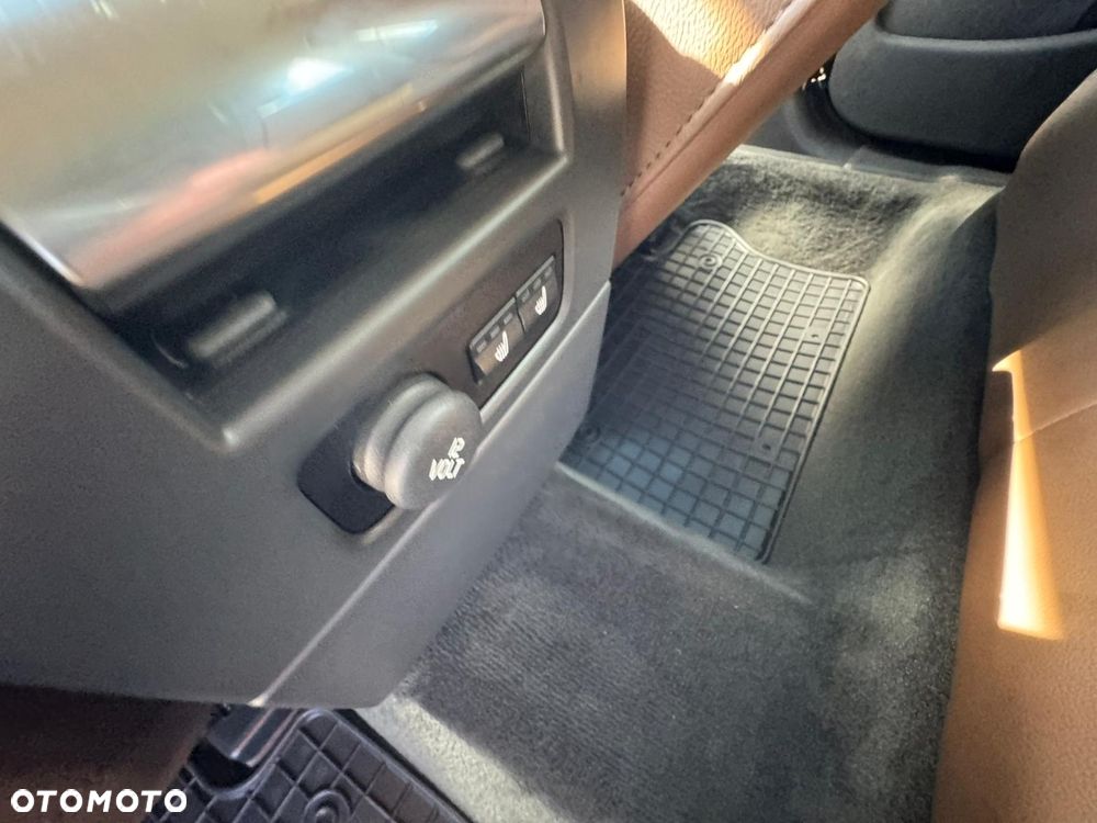 Volvo XC 70 D4 Drive-E Summum - 10