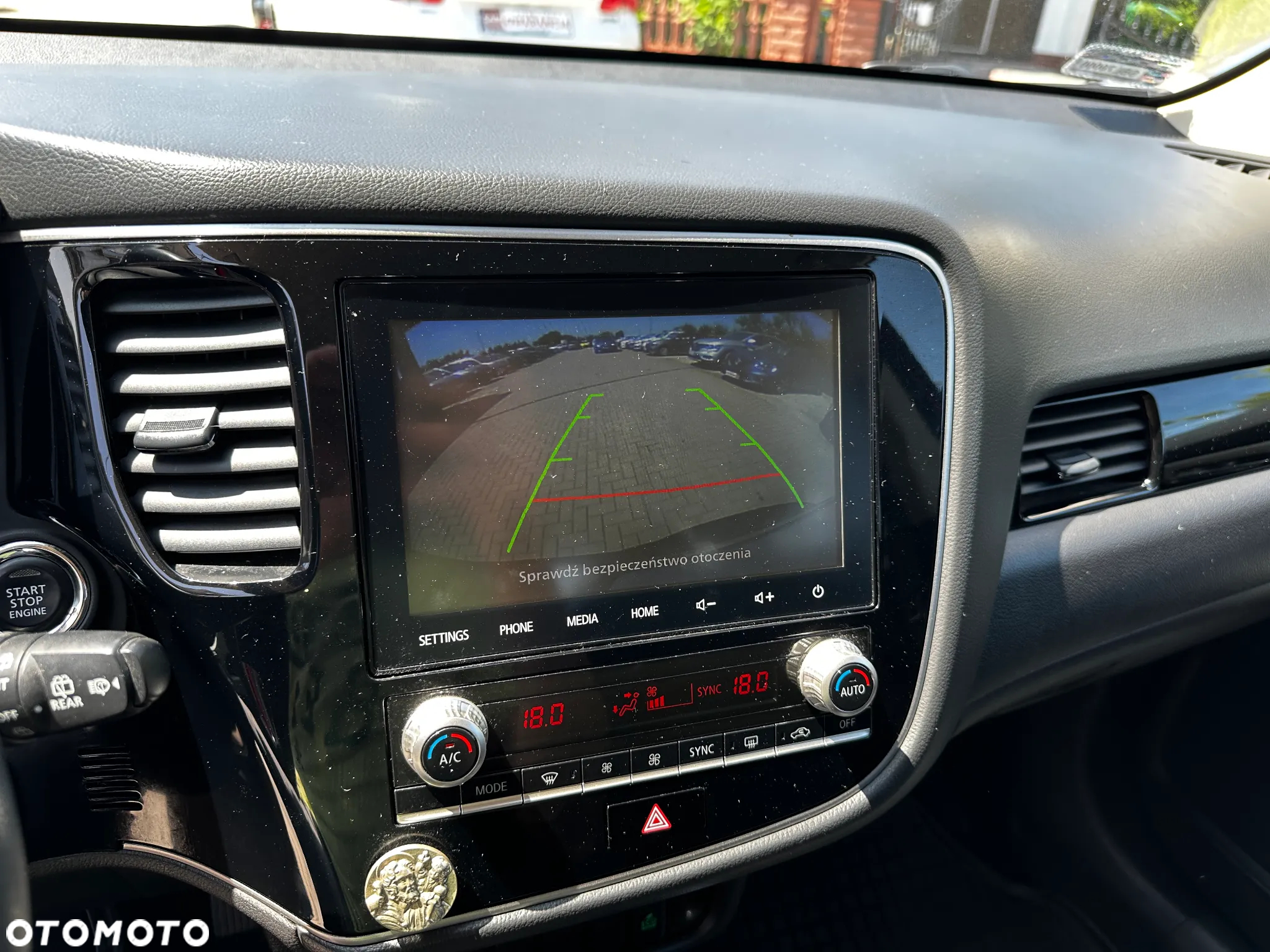 Mitsubishi Outlander - 13