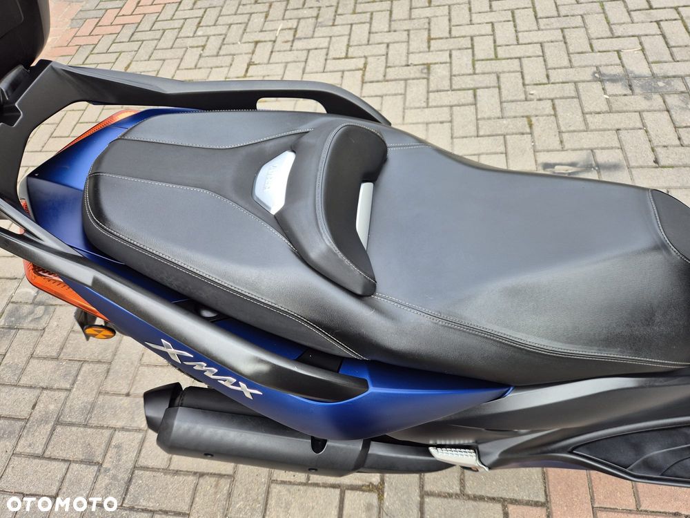 Yamaha X-max - 10