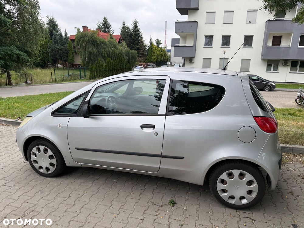Mitsubishi Colt 1.3 Inform - 3