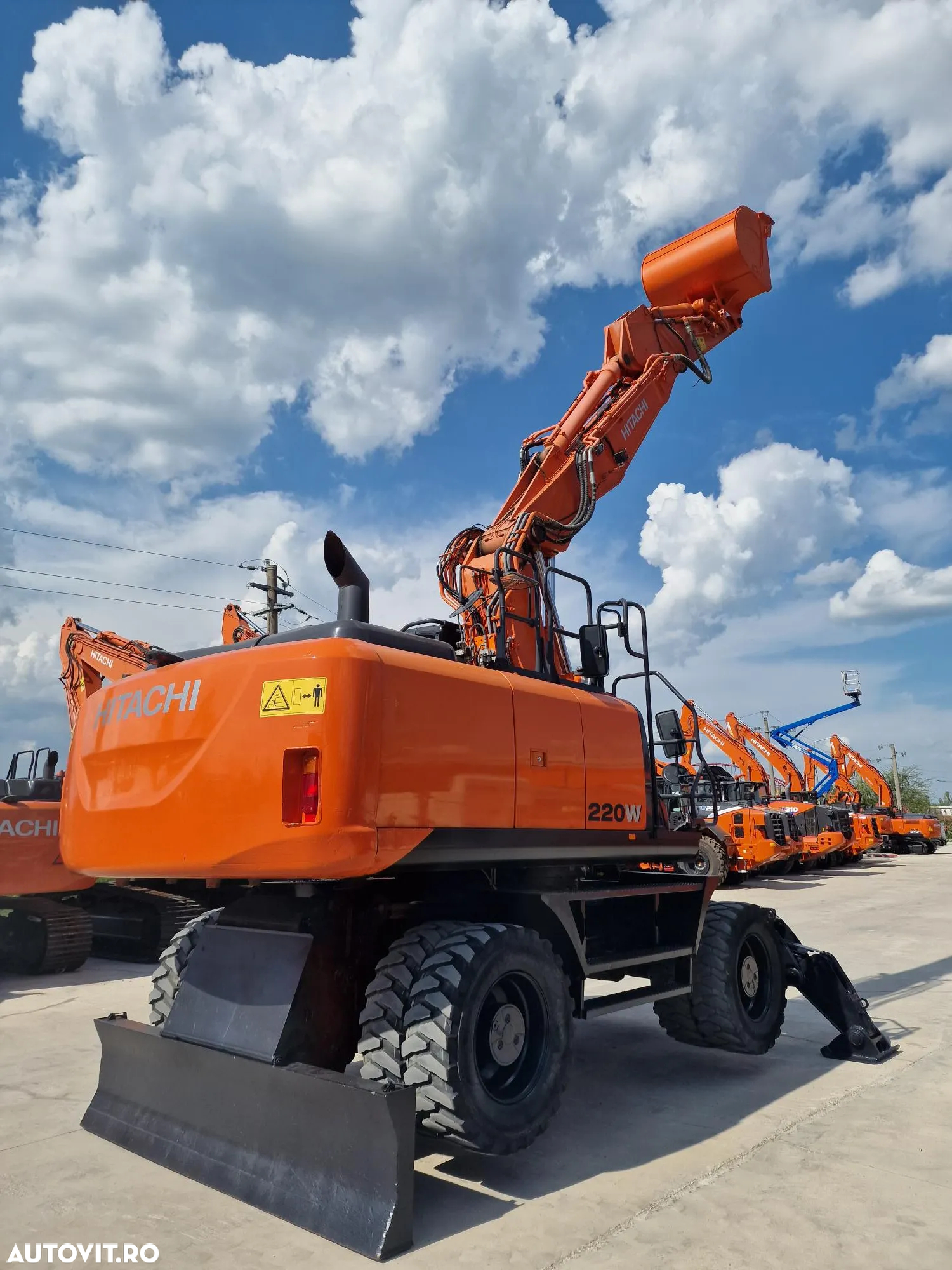 Hitachi ZX220W-6, 22tone, 2019, 4.844h, Cupa NOUA 1,3mc, LAMA si CALE, 3 BRATE excavare, Inst picon, a doua inst hidr, Gresare automata, posibilitate leassing 4 ani, CA NOU, PROMOTIE 109.900 EUR+Tva - 28