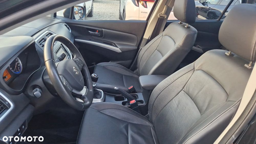 Suzuki SX4 S-Cross 1.6 DDiS 4x2 limited+ - 13