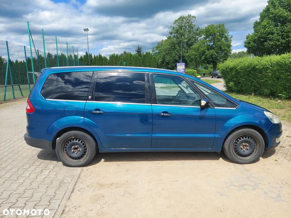 Ford Galaxy 2.0 TDCi Ghia - 29