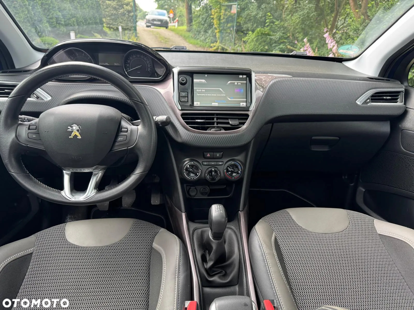 Peugeot 2008 1.2 Pure Tech Style - 16