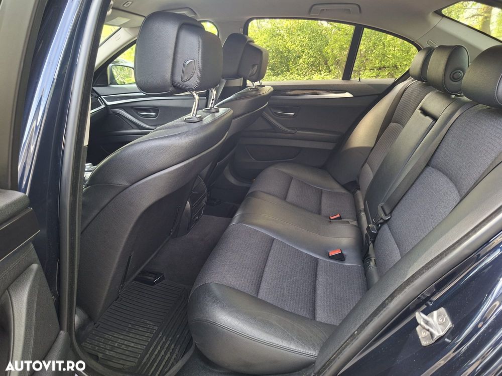 BMW Seria 5 530d xDrive Sport-Aut. Modern Line - 7