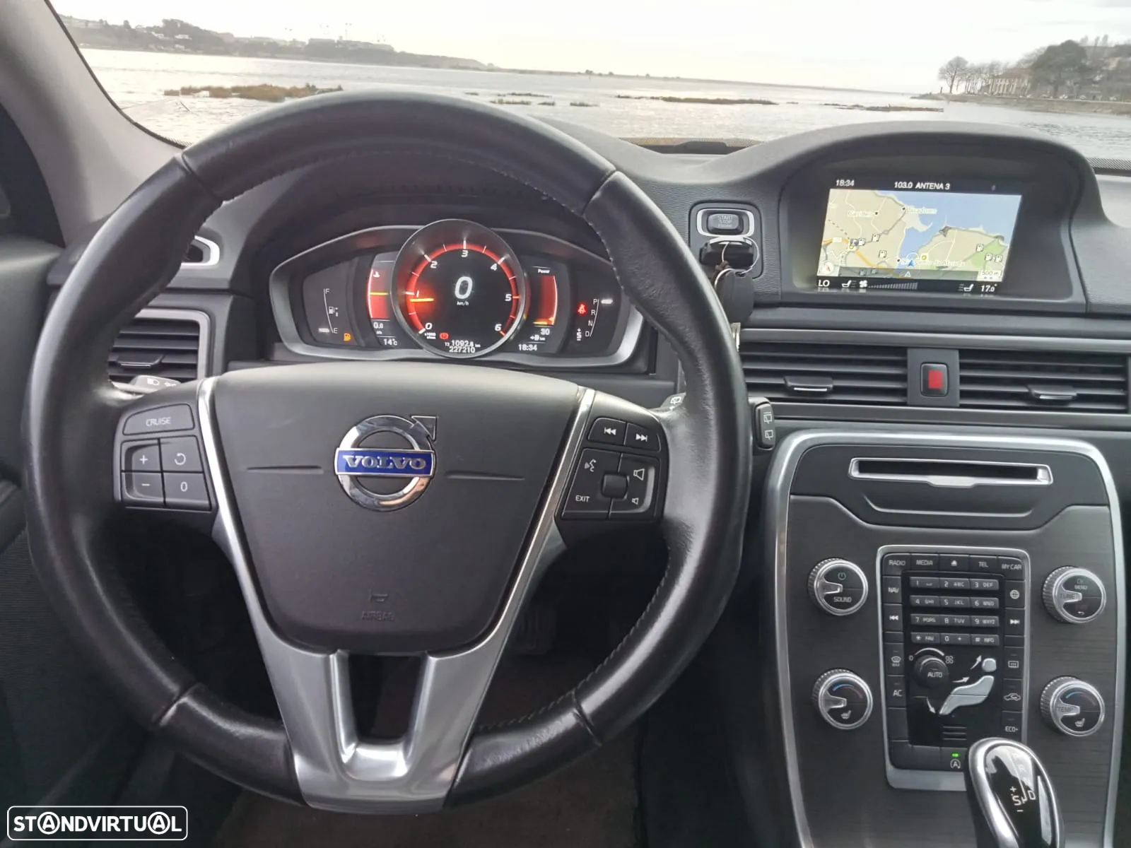 Volvo XC 70 D4 Geartronic Summum - 30