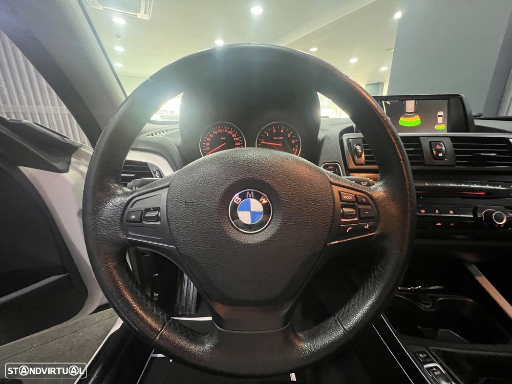 BMW 114 i Line Urban - 14