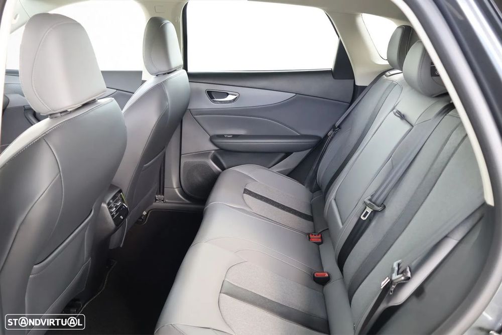 MG MGS5 EV 64 kWh Luxury - 13