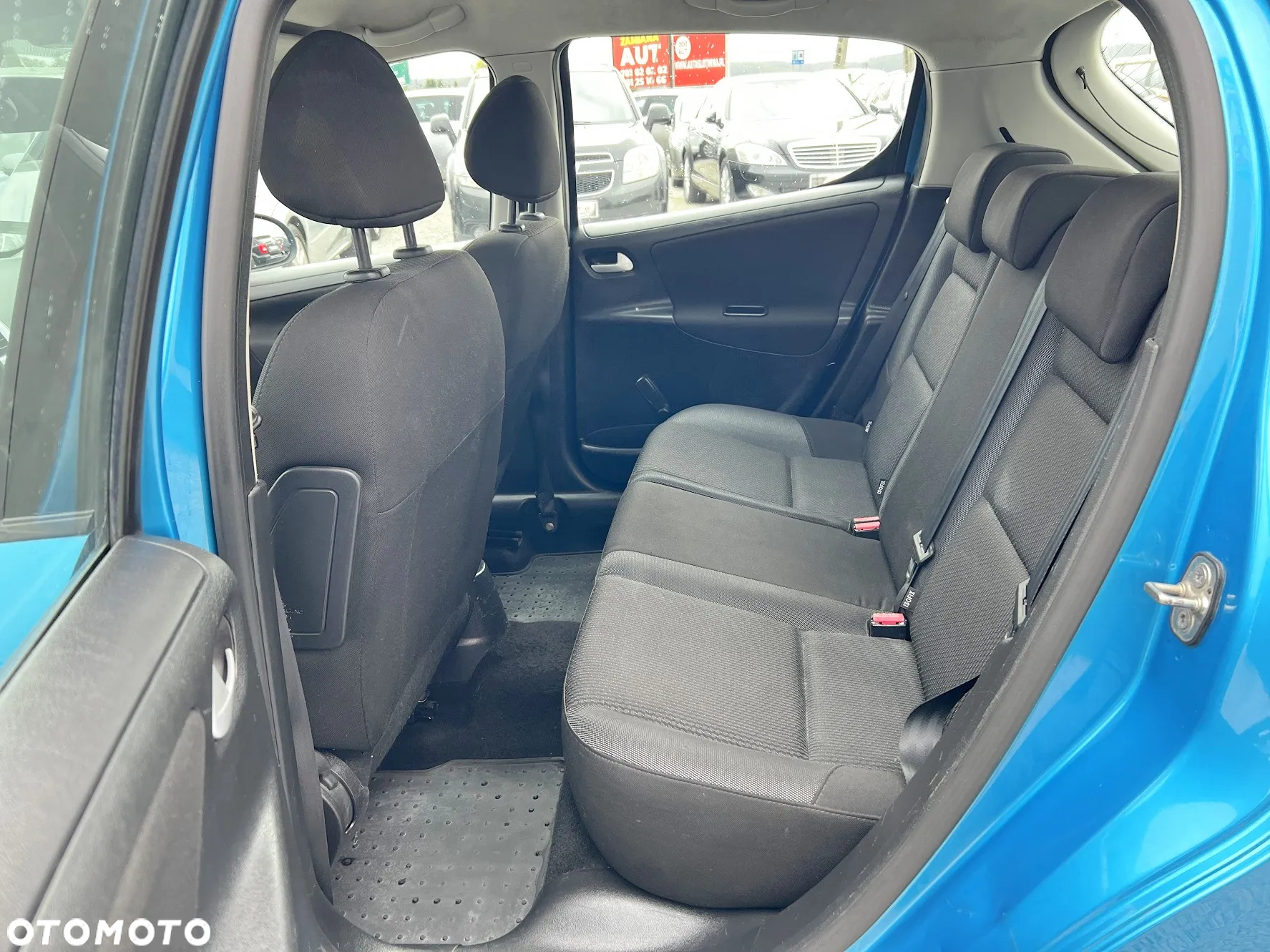Peugeot 207 1.4 Trendy - 8