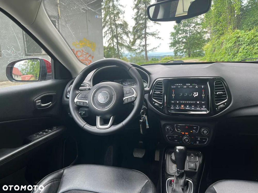 Jeep Compass - 17