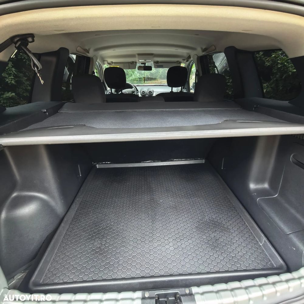 Dacia Duster 1.6 4x2 Ambiance - 11