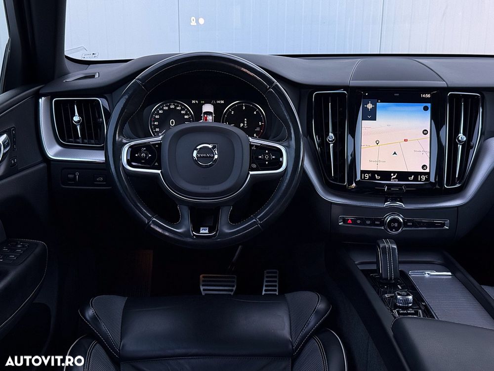 Volvo XC 60 B4 MHEV AWD R-Design - 19