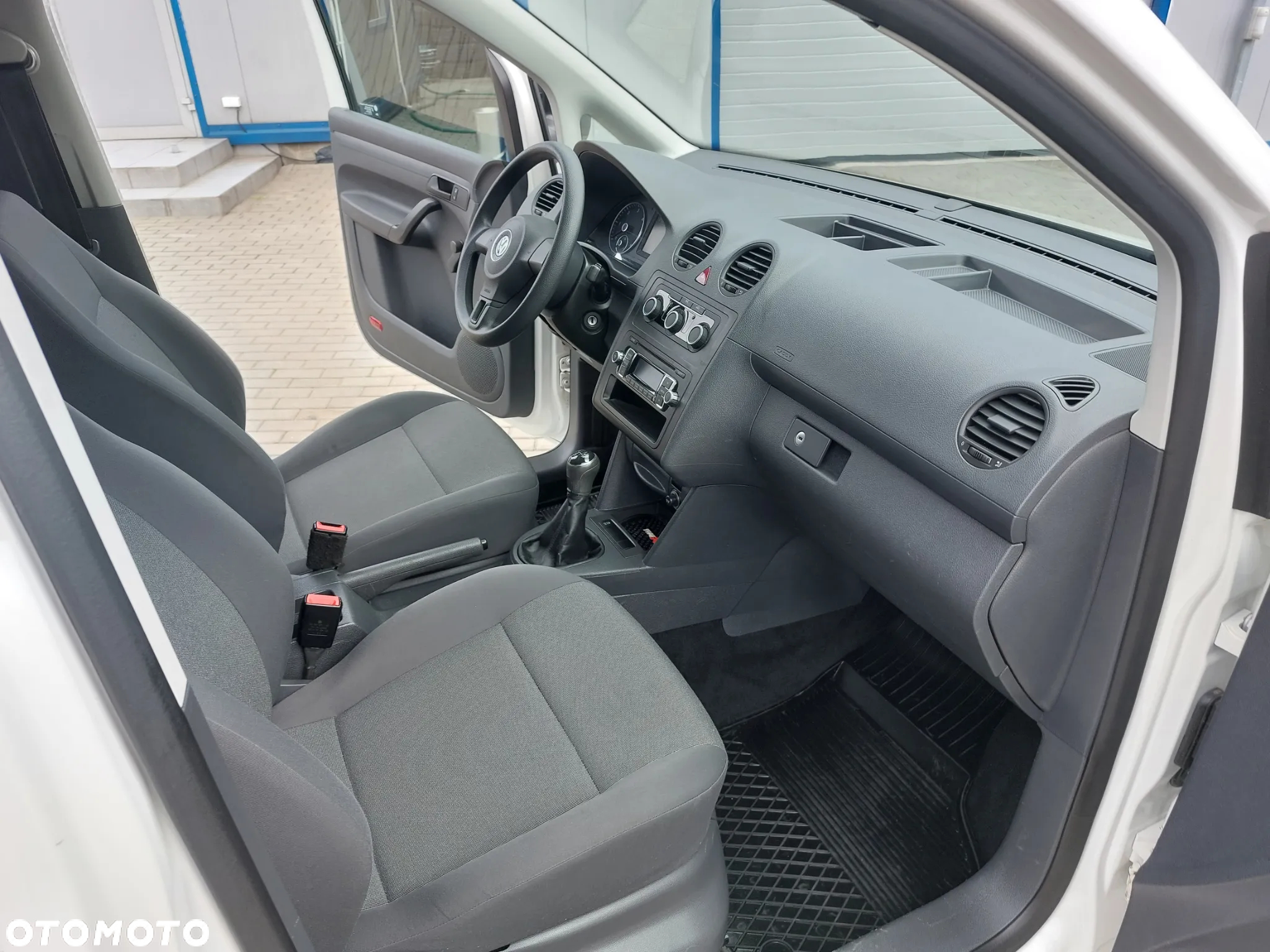 Volkswagen Caddy 1.6 TDI Comfortline - 22