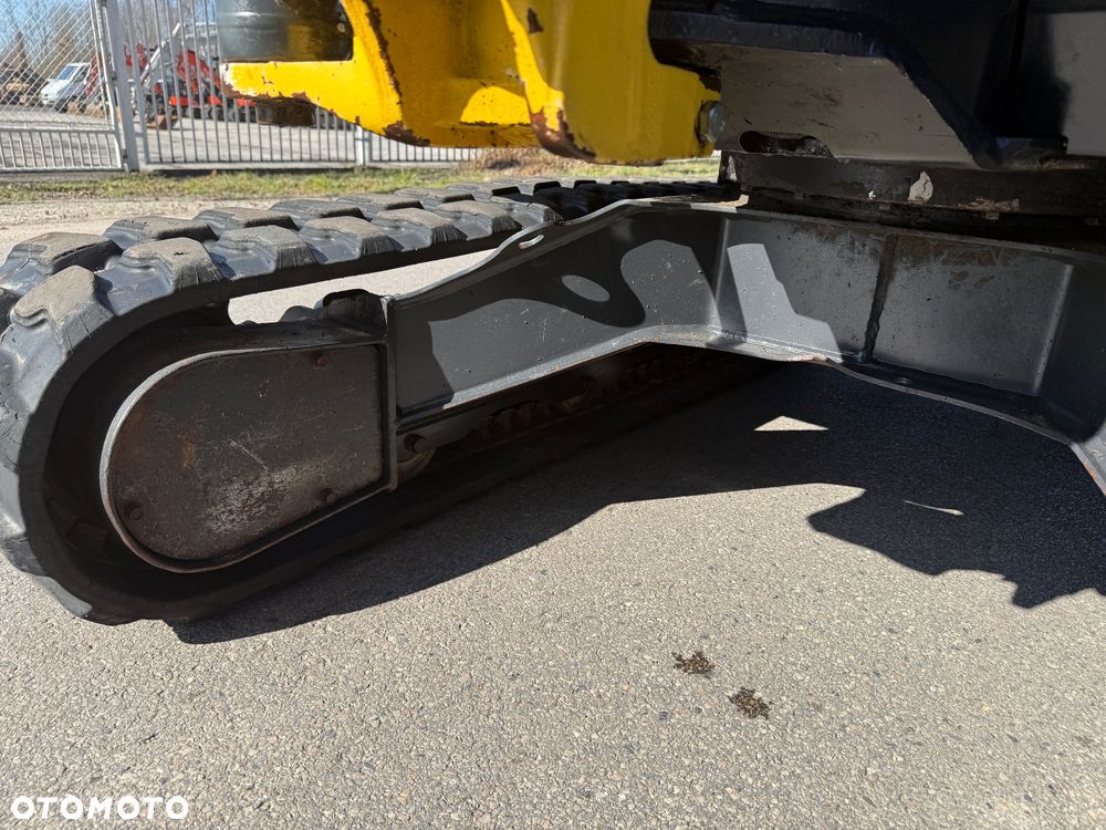 Yanmar Minikoparka Yanmar SV26 - 17