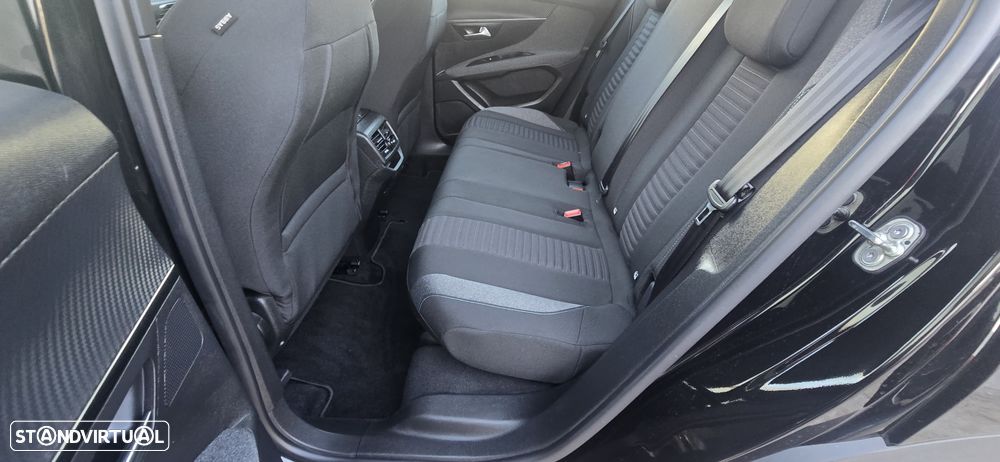 Peugeot 3008 PureTech 130 Stop & Start GPF EAT8 Active Pack - 12