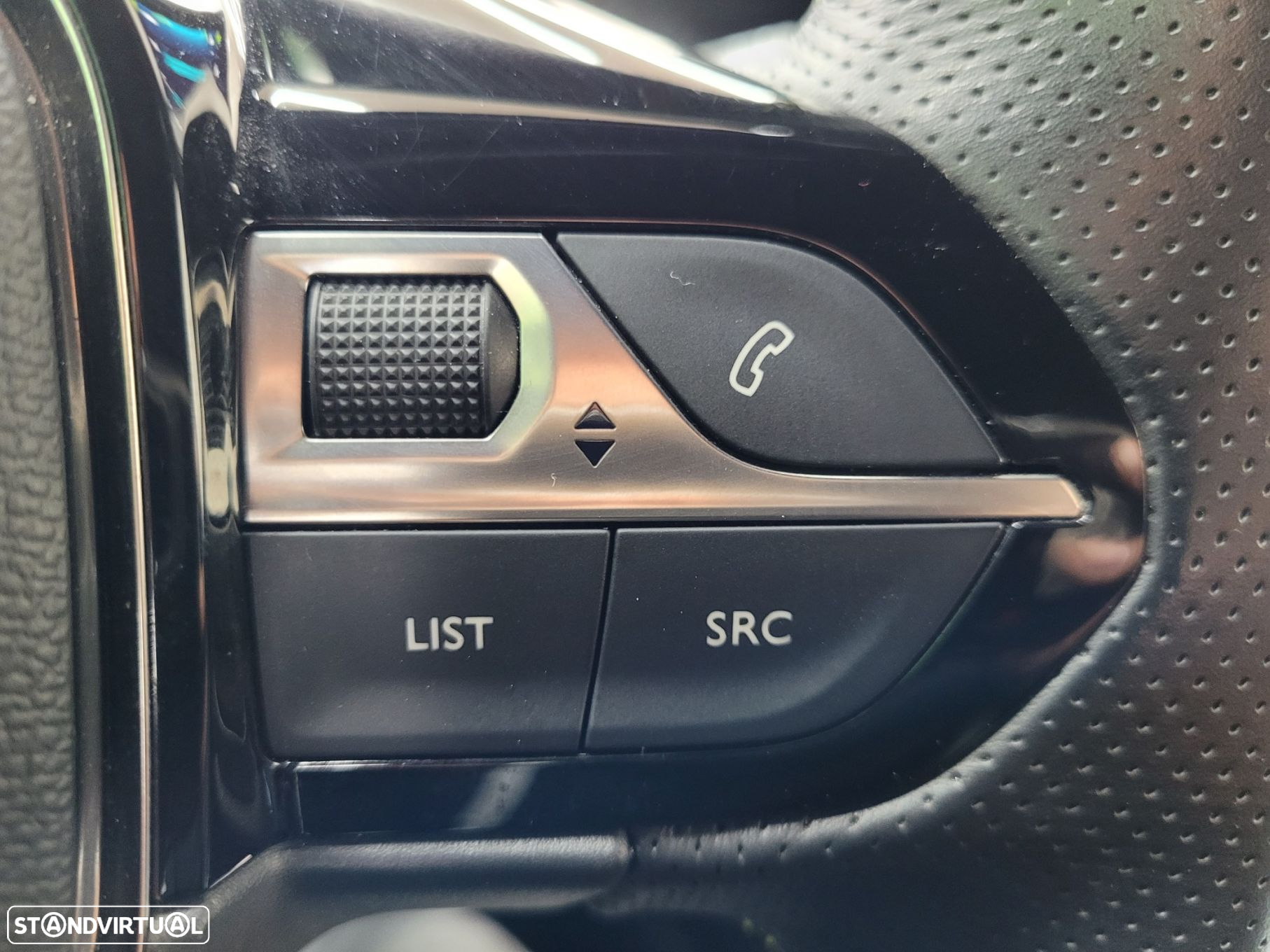 Peugeot e-208 50 kWh GT Line - 35