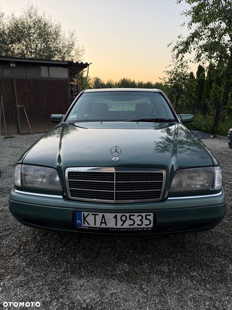 Mercedes-Benz Klasa C 180 Elegance - 1