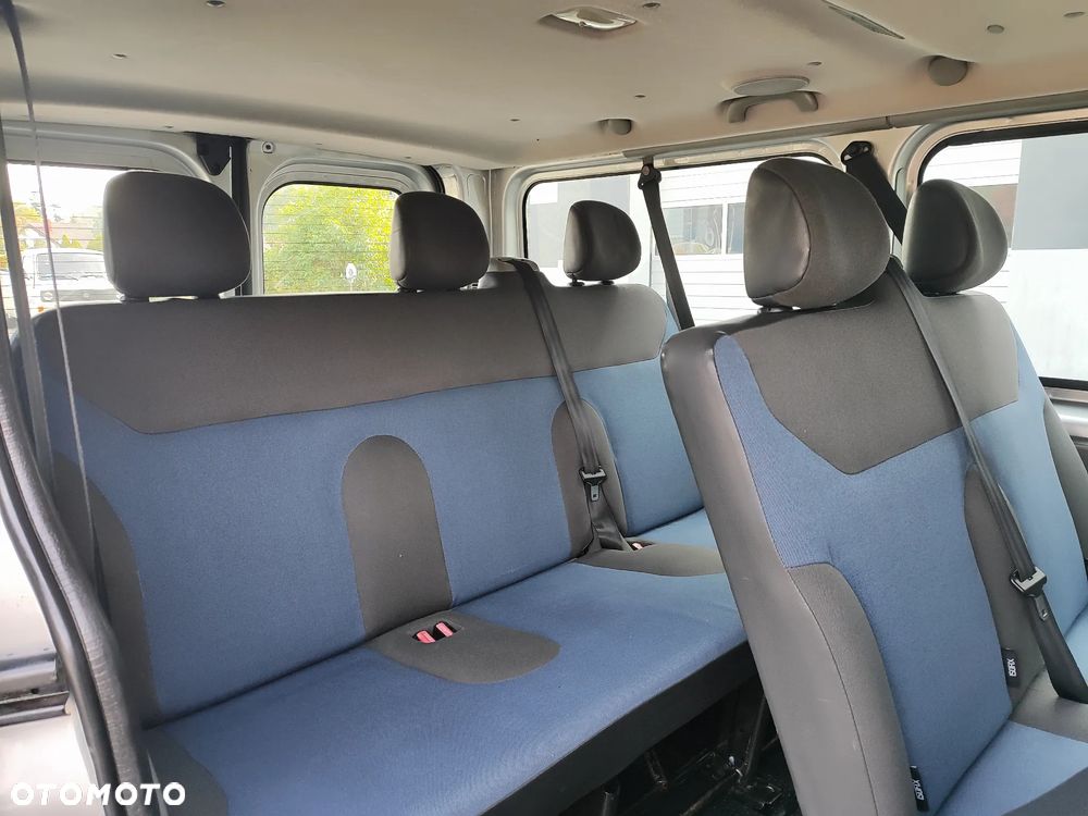 Renault Trafic - 16