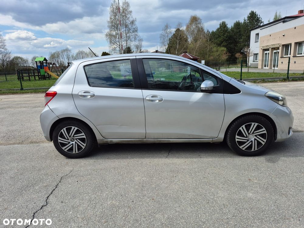 Toyota Yaris 1.33 Sol - 2
