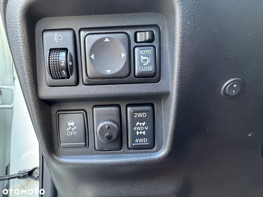 Nissan Juke 1.6 T Tekna 4x4 - 12