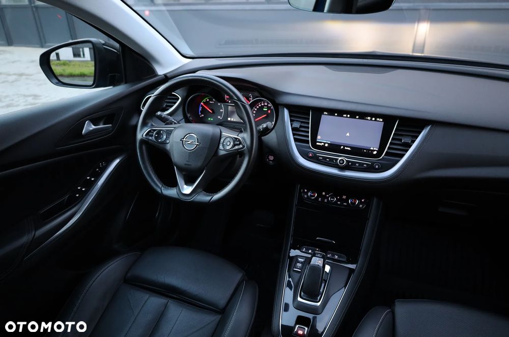 Opel Grandland X Plug-in-Hybrid4 1.6 DI Start/Stop Ultimate - 8