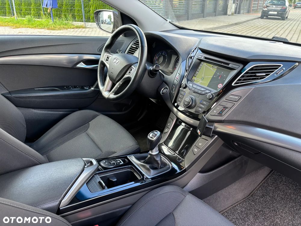Hyundai i40 Kombi 1.7 CRDi Premium - 7