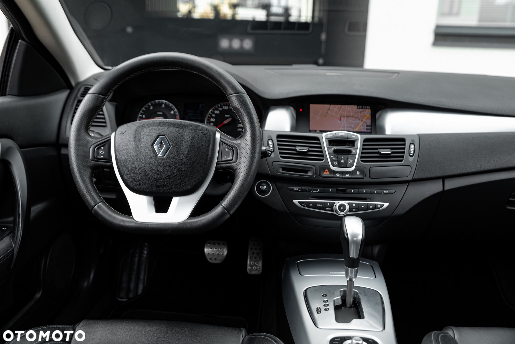 Renault Laguna Coupe V6 dCi 235 FAP GT - 37