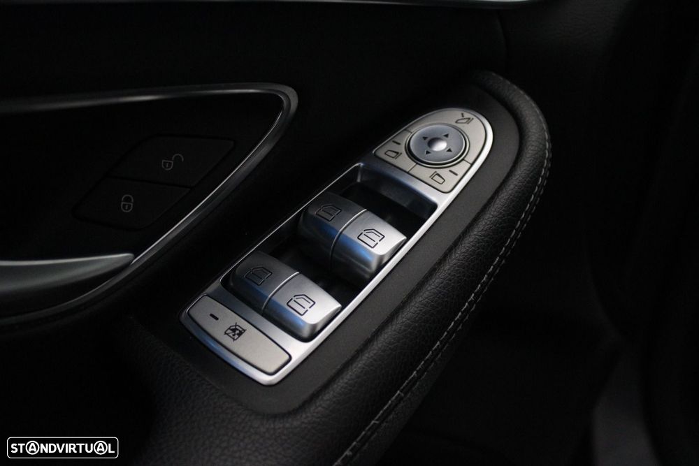 Mercedes-Benz c-200 d AMG Line Aut. - 34