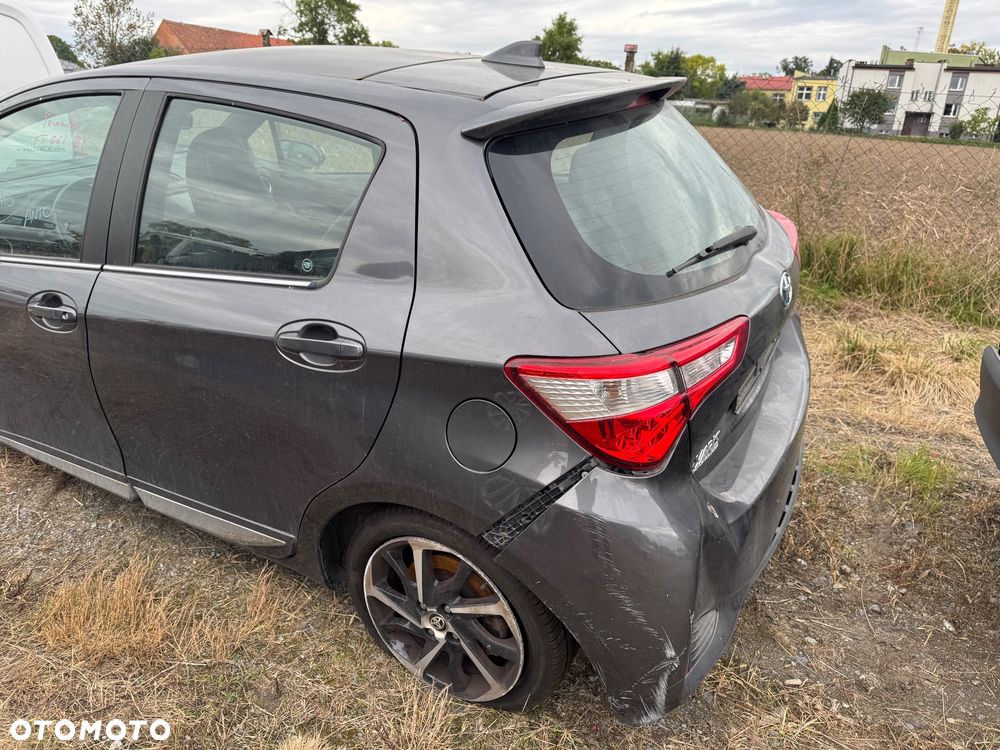 Toyota Yaris Hybrid 1.5 VVT-i Style - 8