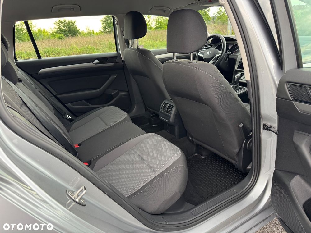 Volkswagen Passat 1.5 TSI EVO Essence DSG - 34