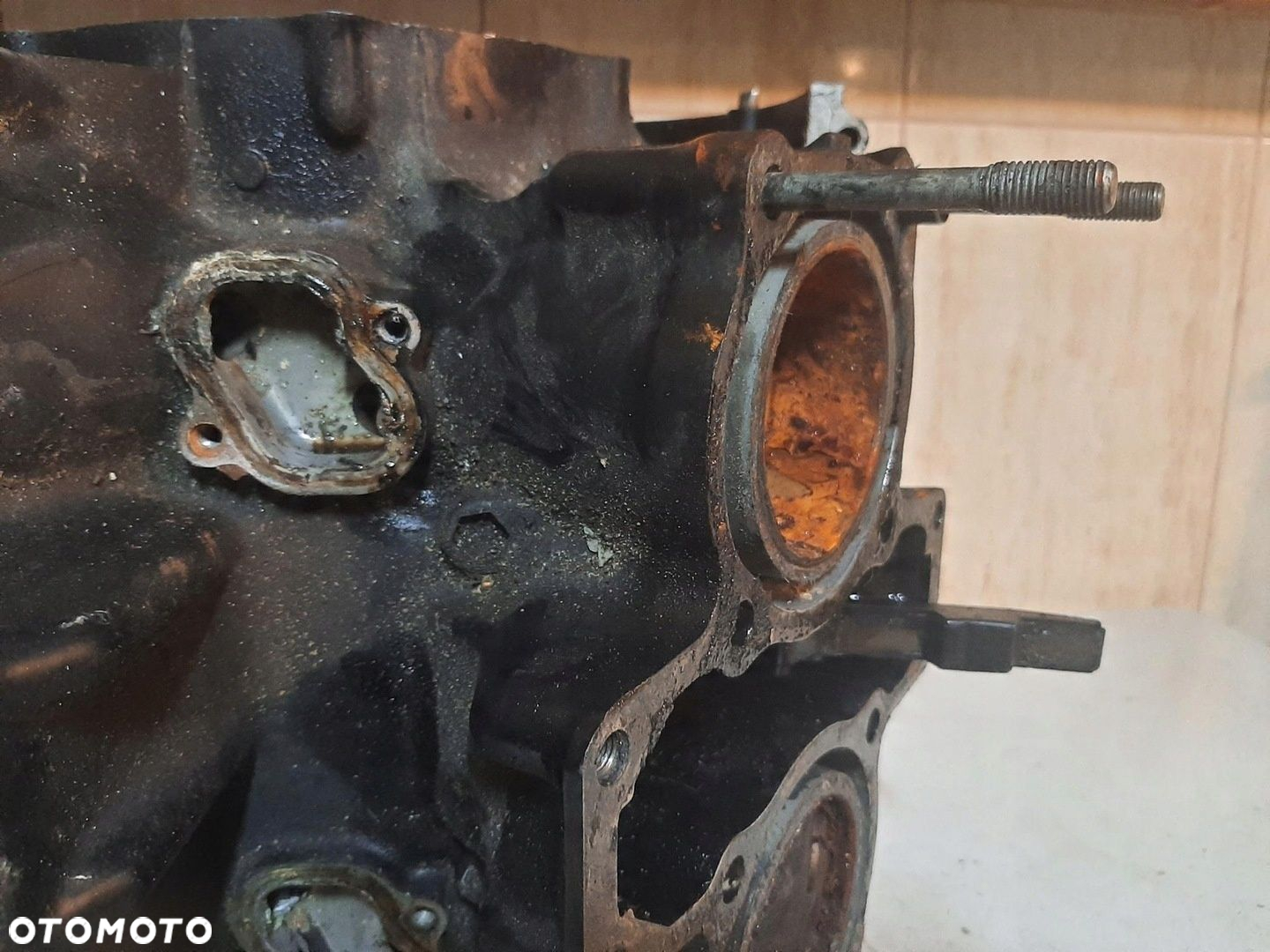 KARTER KARTERY BLOK SILNIKA HONDA VF 700 MAGNA - 3