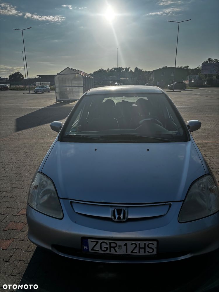 Honda Civic 1.6i ES - 2