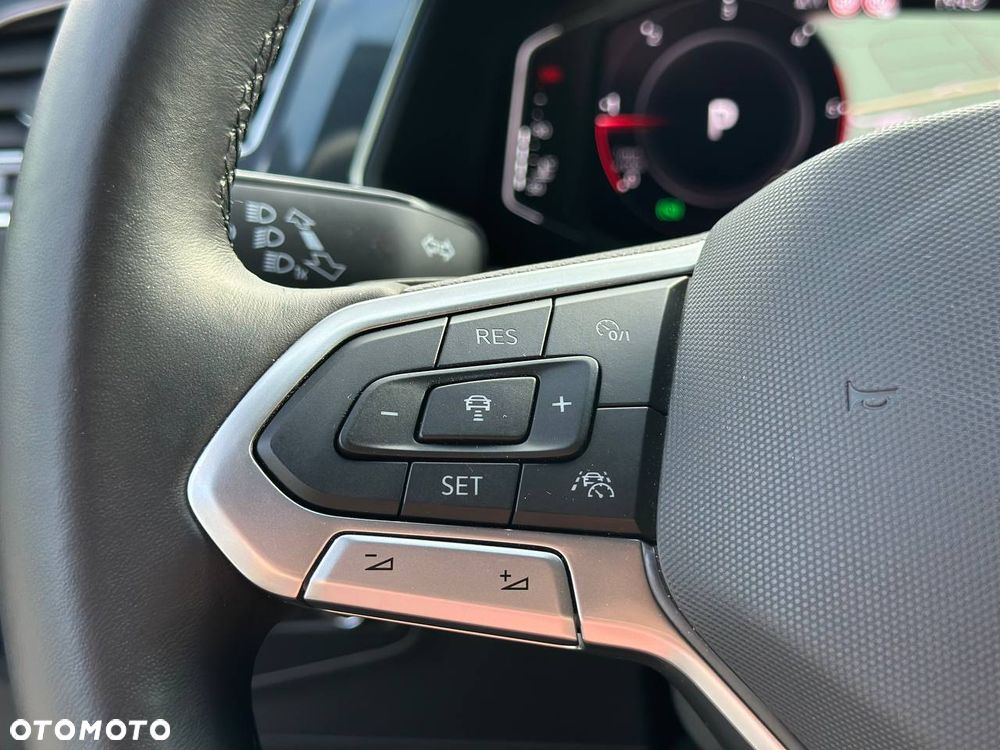 Volkswagen Tiguan - 22