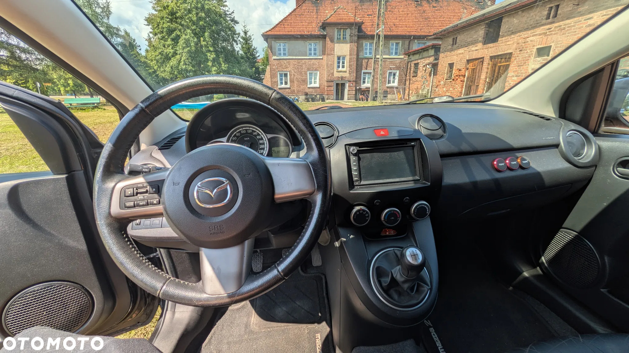 Mazda 2 1.3 Navi + - 7