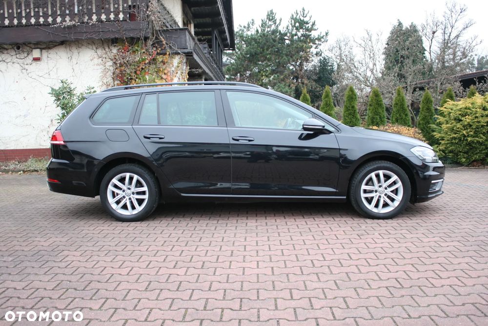 Volkswagen Golf 2.0 TDI SCR DSG Comfortline - 3