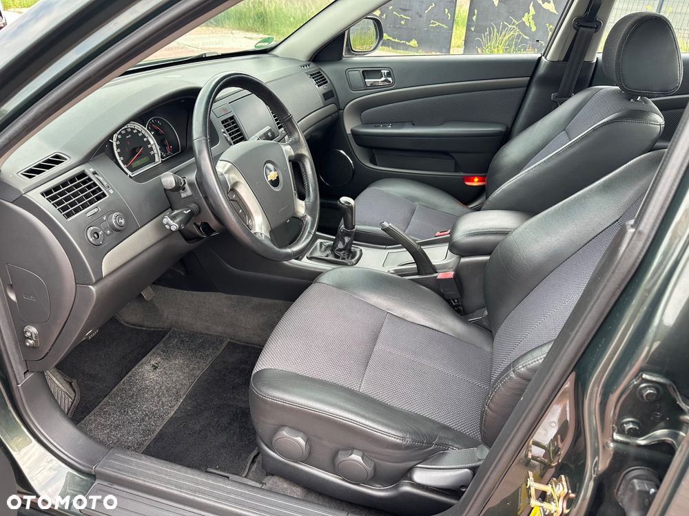 Chevrolet Epica 2.0 LS - 24