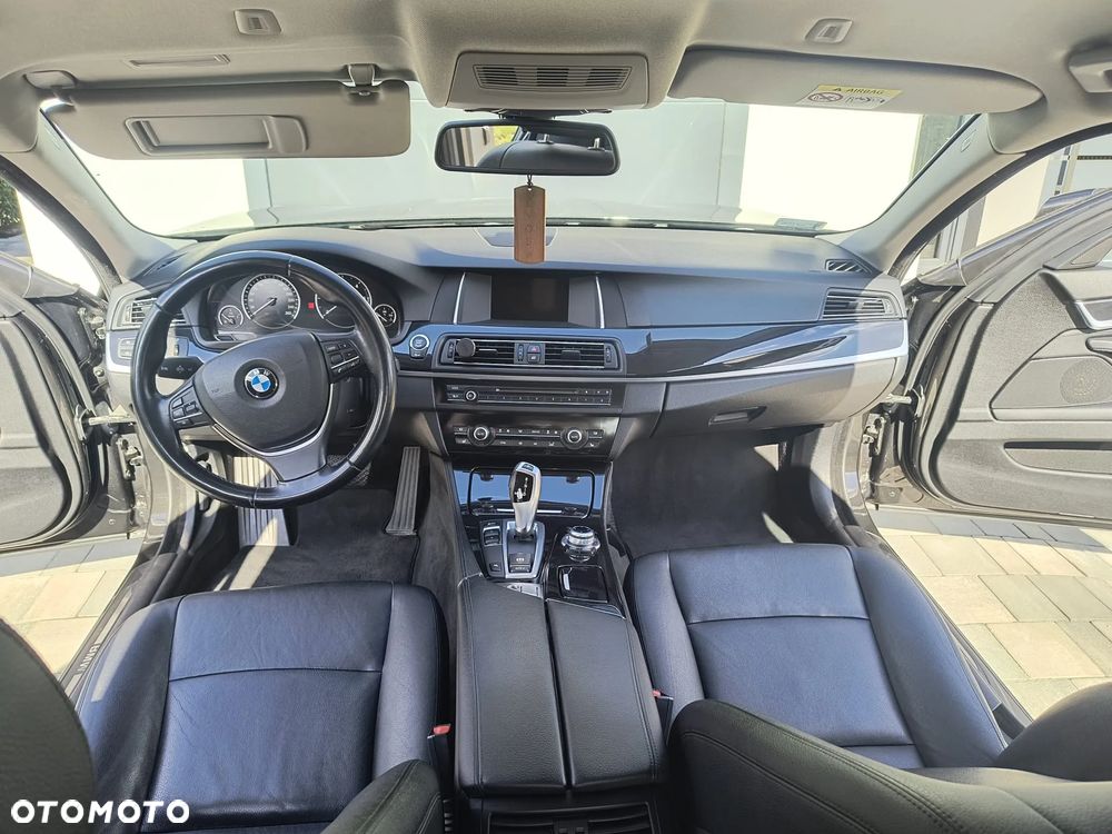 BMW Seria 5 520d - 12