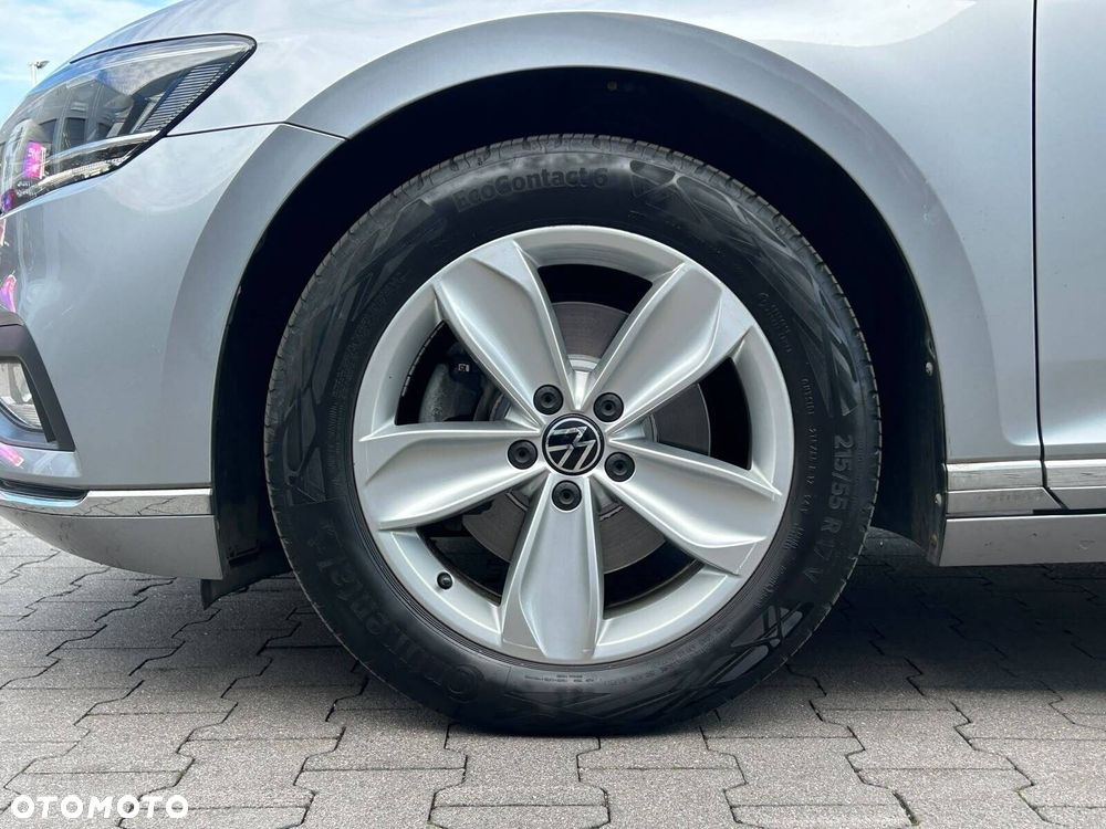 Volkswagen Passat 1.5 TSI EVO Elegance DSG - 39