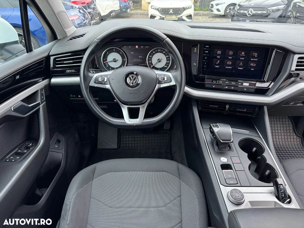 Volkswagen Touareg 3.0 V6 TDI 4Motion DPF Automatik - 6