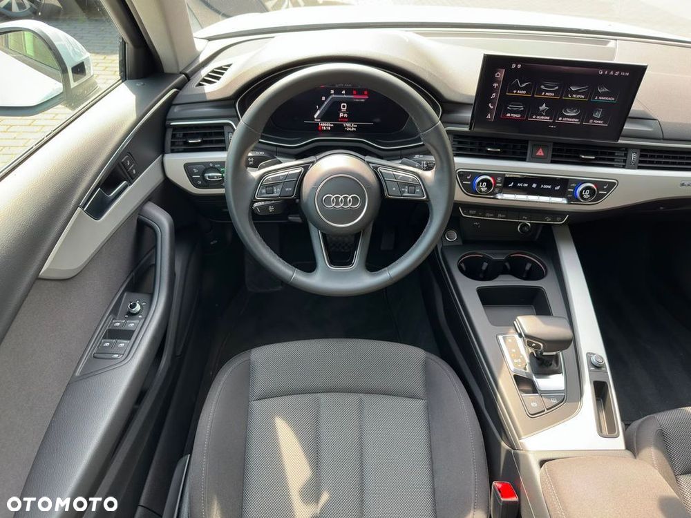 Audi A4 Allroad - 12