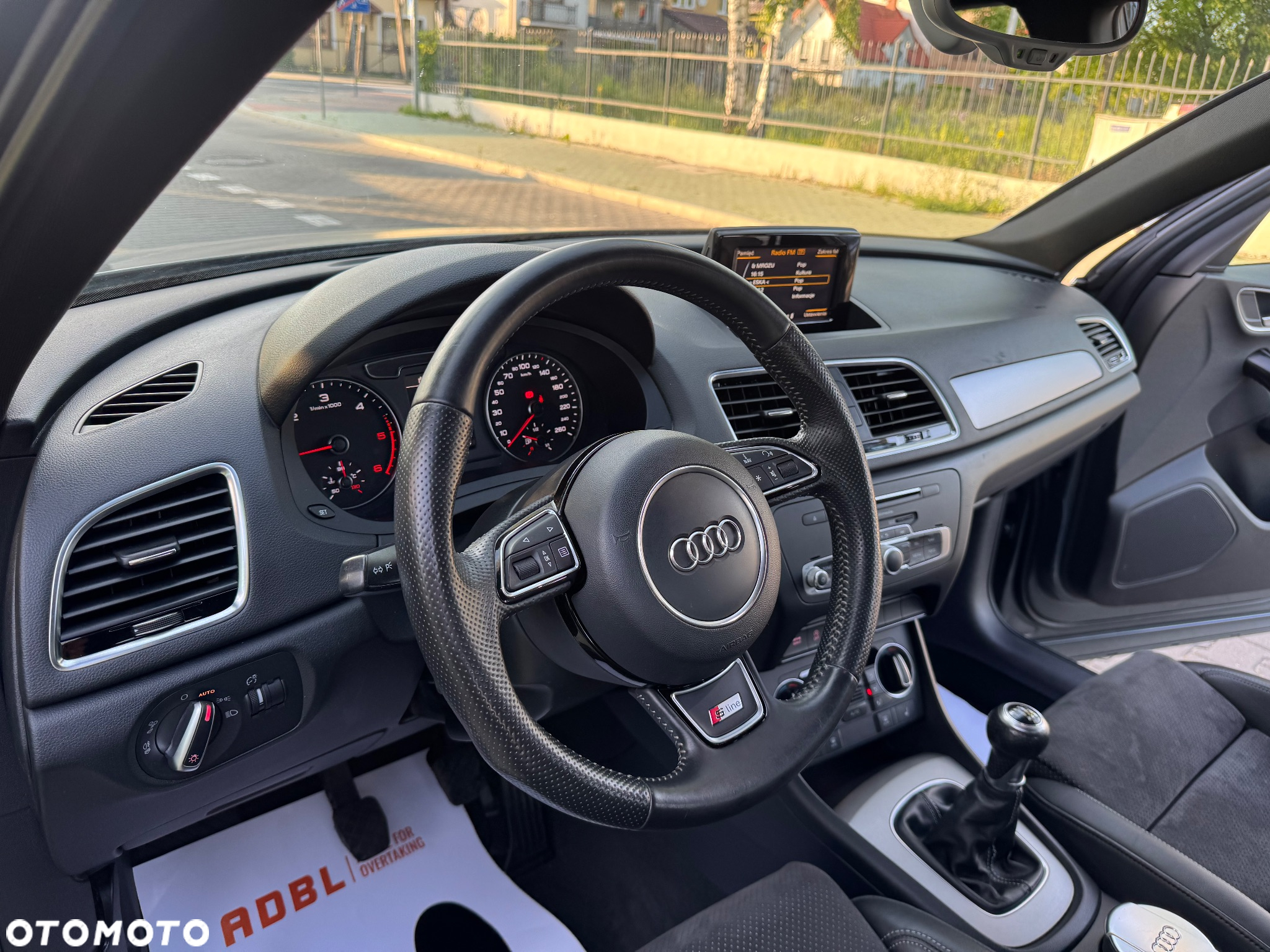 Audi Q3 35 TDI S line - 28