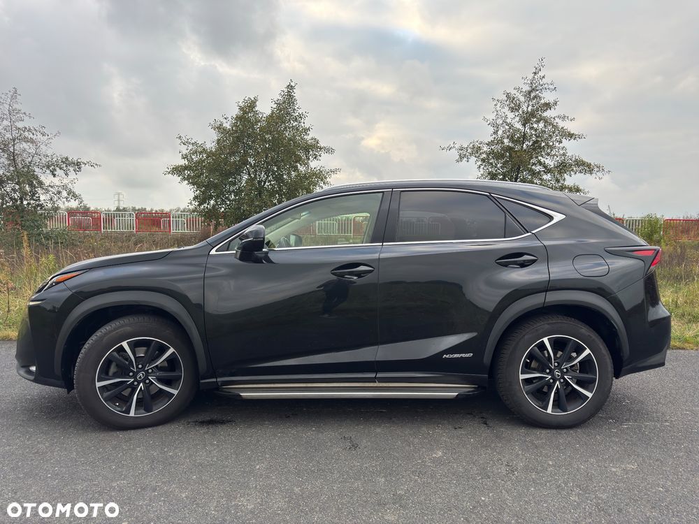 Lexus NX 300h Comfort AWD - 2