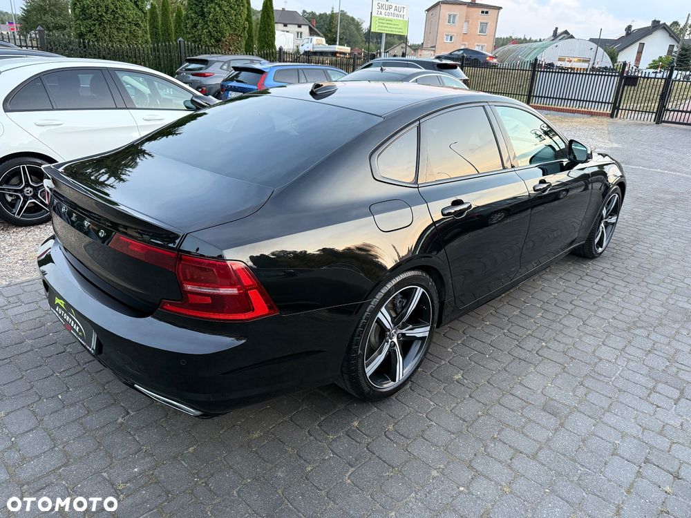 Volvo S90 D5 SCR AWD R-Design - 35